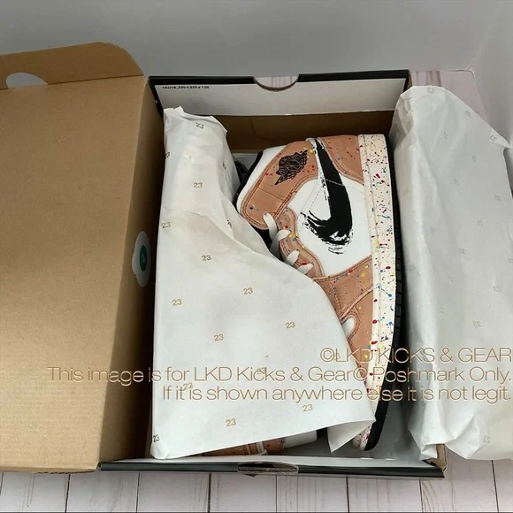 Air Jordan 1 Mid SE Brushstroke Paint Splatter - Picture 6 of 9